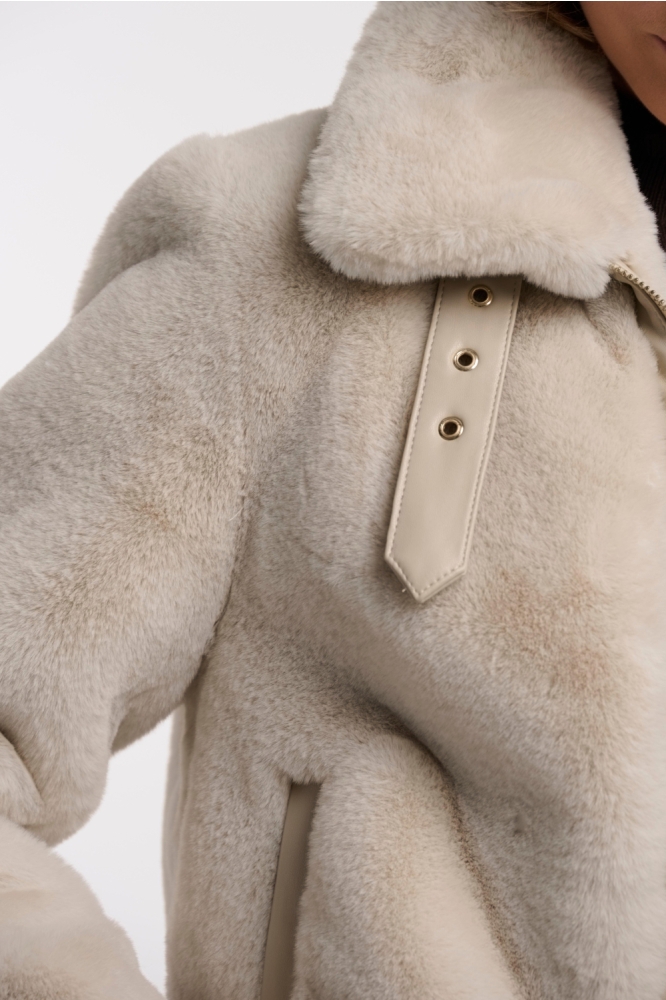 Rino & Pelle witte dames jas | Close up