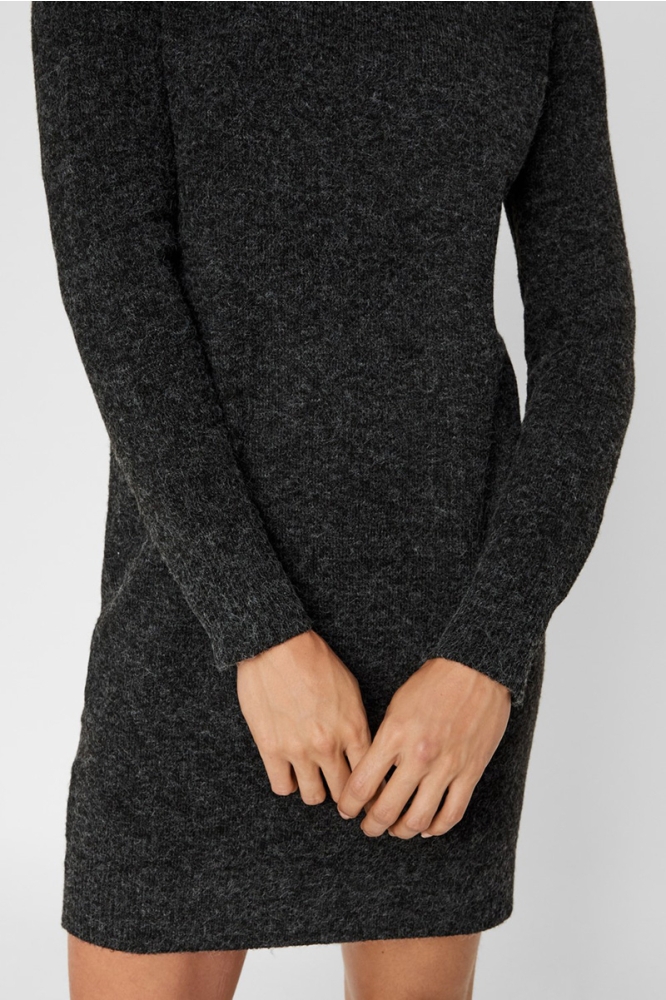 Vero Moda zwarte dames jurk | Close up