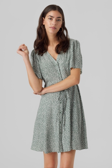 Vero Moda Jurk VMALBA SS SHORT DRESS WVN NOOS 10292845 LAUREL WREATH /JOEY DOT