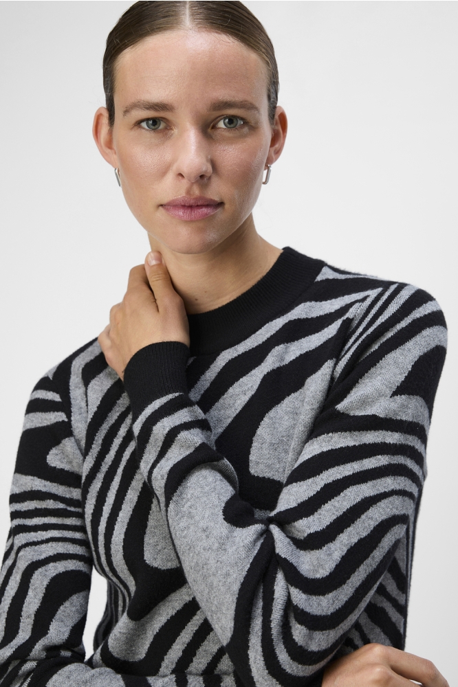 Object zwarte dames jurk | Model vooraanzicht