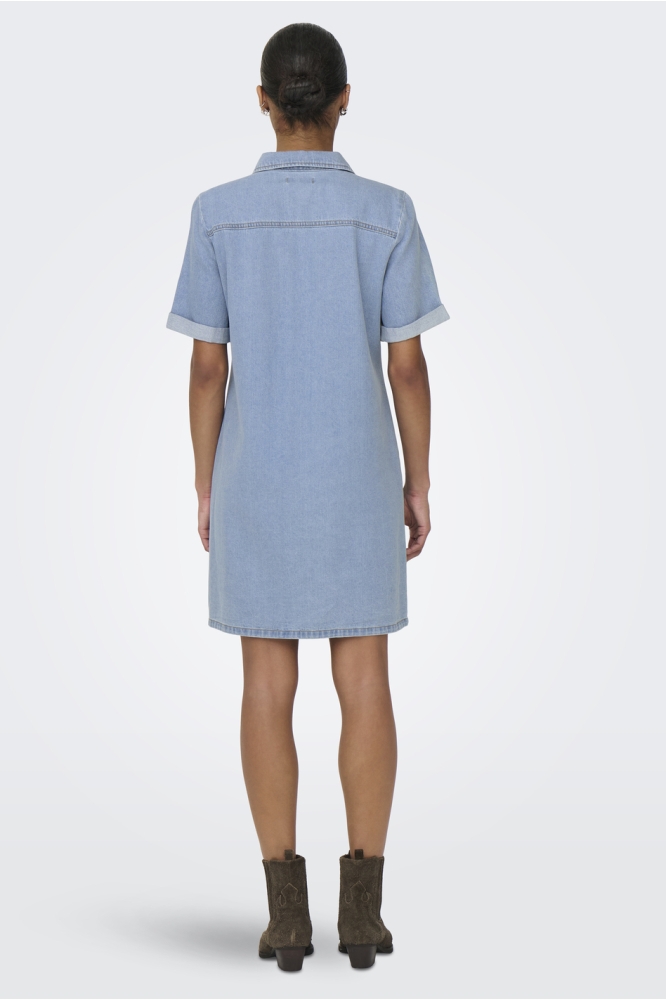 Jacqueline de Yong blauwe dames jurk | Model achteraanzicht