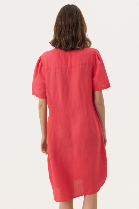 Part Two rode dames jurk | Model achteraanzicht