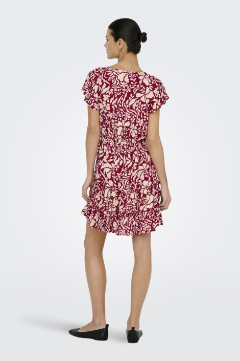 Only bordeaux dames jurk | Model achteraanzicht