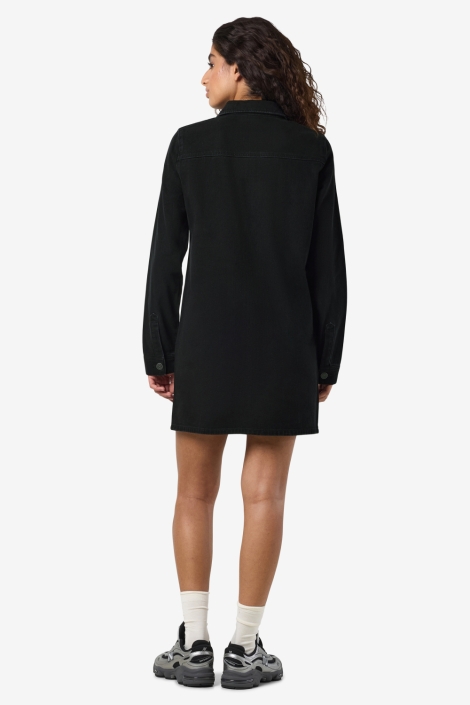 Noisy may zwarte dames jurk | Model achteraanzicht