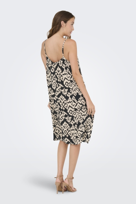 Only zwarte dames jurk | Model achteraanzicht