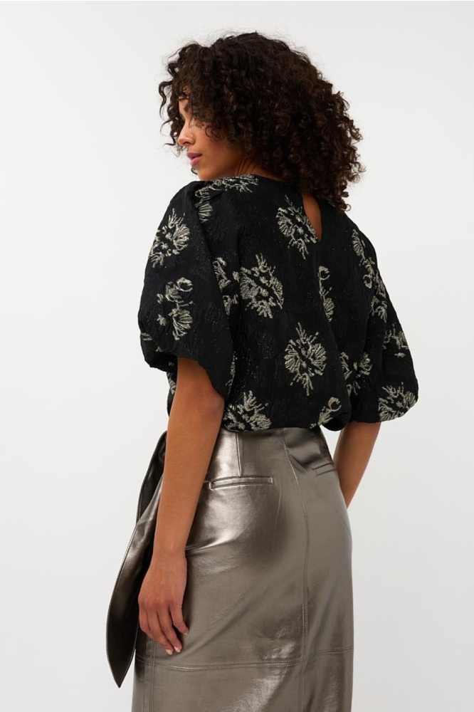 EsQualo zwarte dames t-shirt | Model achteraanzicht