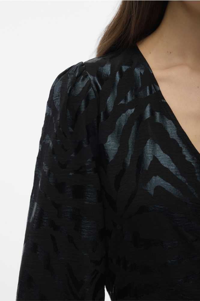 Vero Moda zwarte dames jurk | Close up