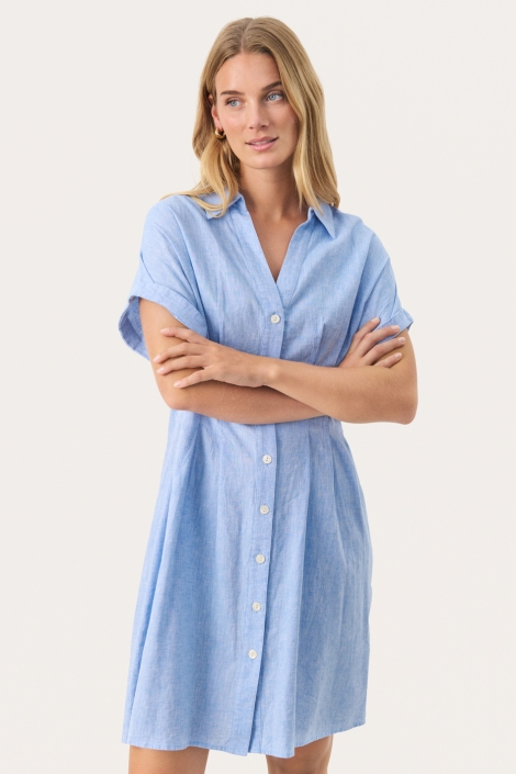 Part Two blauwe dames jurk | Model vooraanzicht