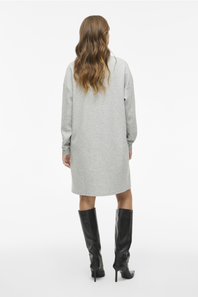 Vila grijze dames jurk | Model achteraanzicht