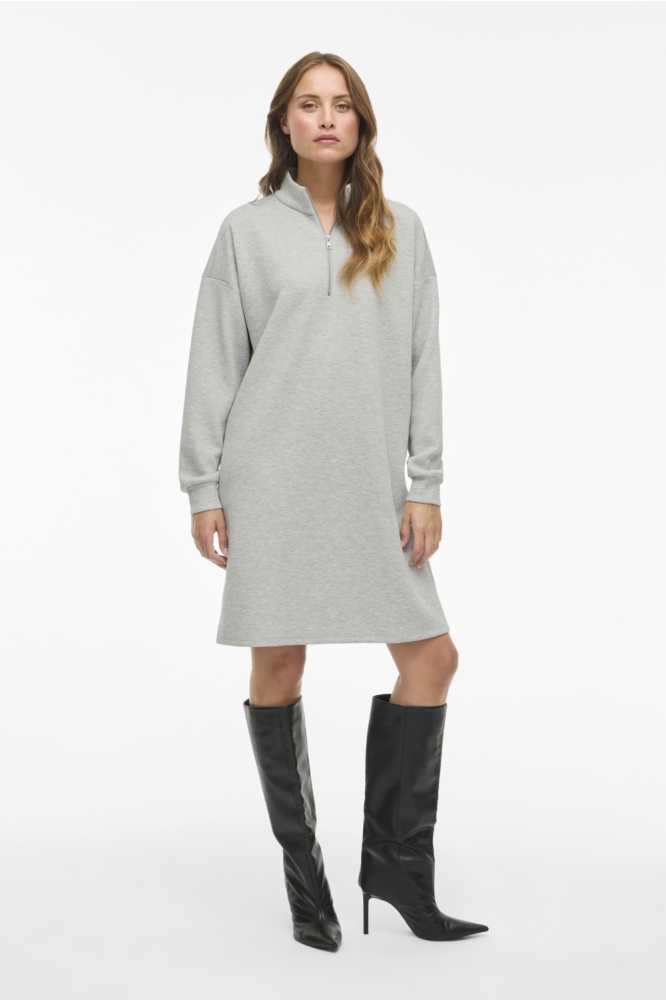 Vila grijze dames jurk | Model vooraanzicht