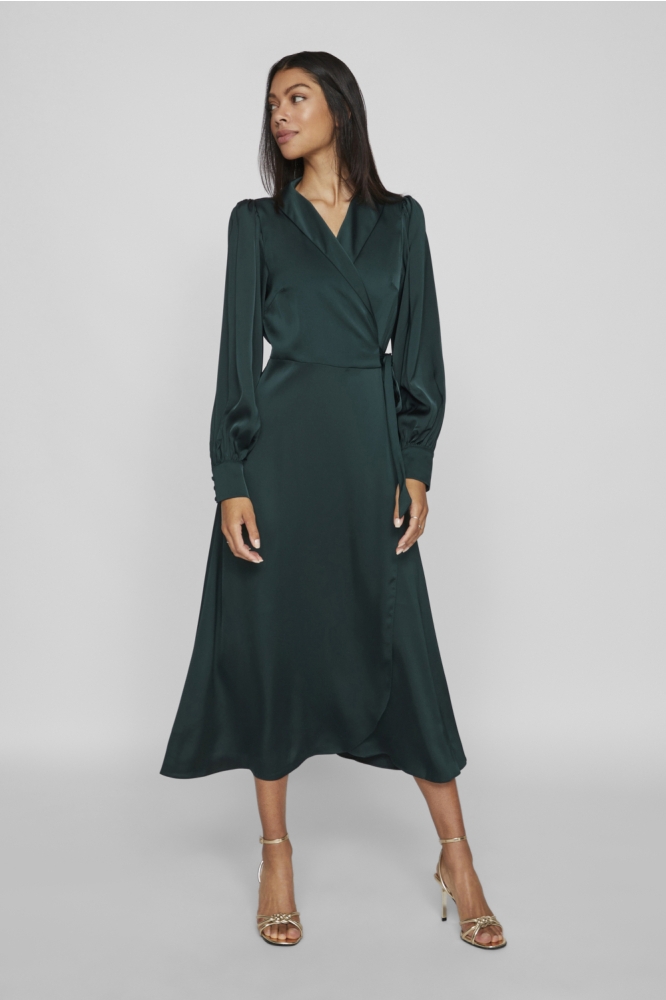 Vila groene dames jurk | Model vooraanzicht