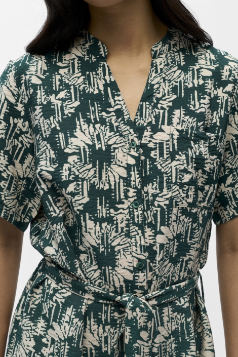 Object groene dames jurk | Close up
