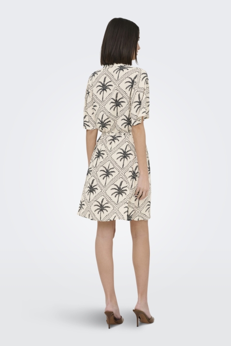 Jacqueline de Yong ecru dames jurk | Model achteraanzicht