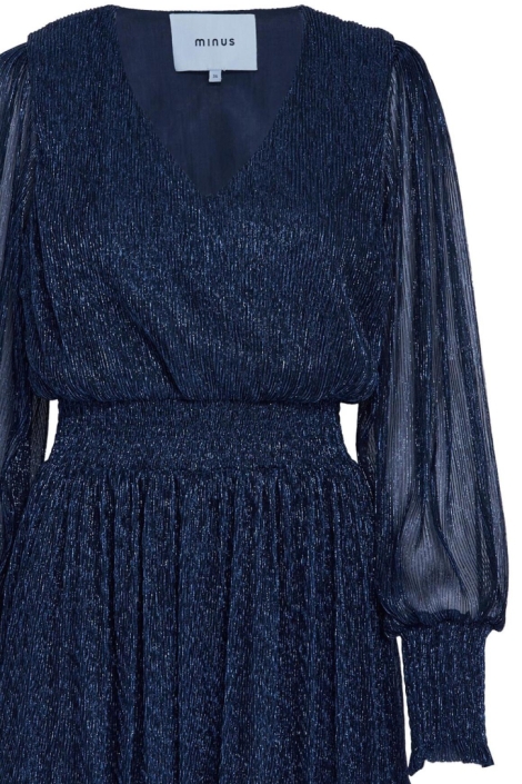 Minus blauwe dames jurk | Close up