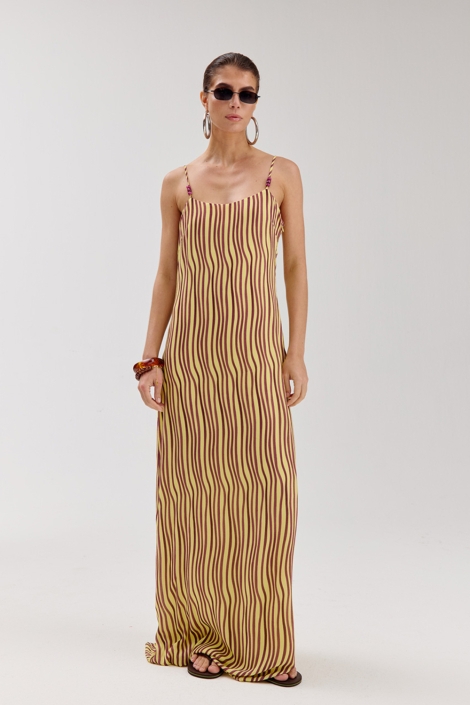 Harper & Yve gele dames jurk | Model vooraanzicht