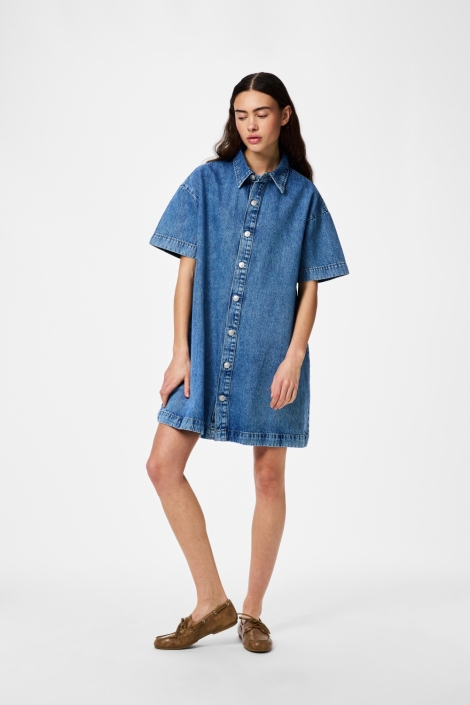 Pieces blauwe dames jurk | Model vooraanzicht