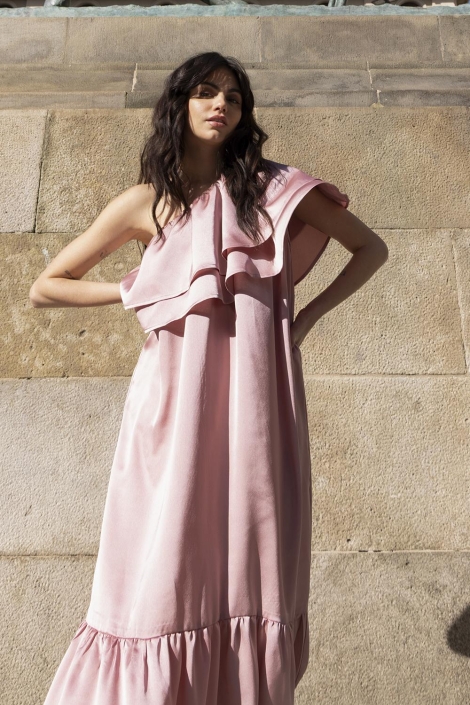 Studio Amaya roze dames jurk | Sfeerbeeld, In situatie