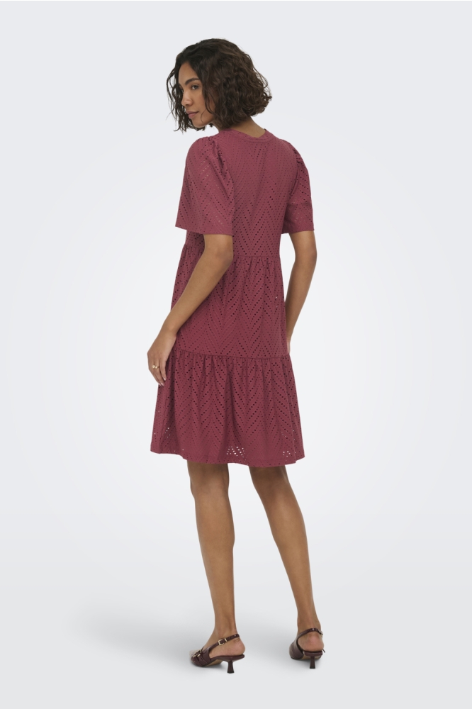 Jacqueline de Yong bordeaux dames jurk | Model achteraanzicht