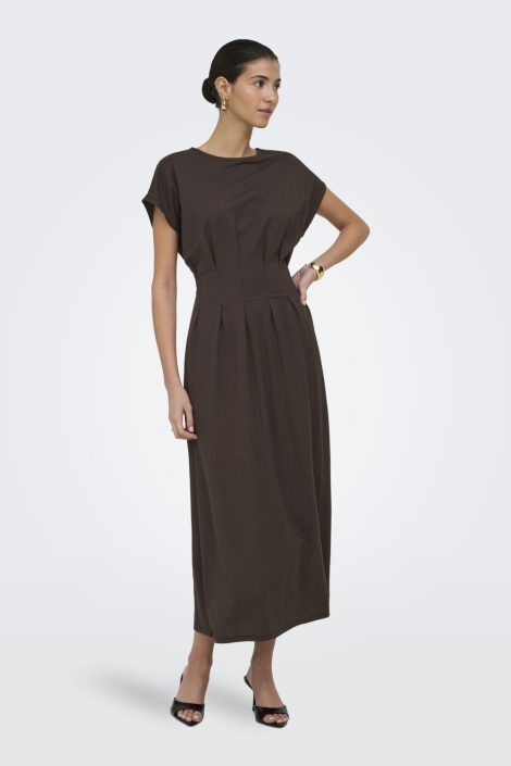 Jacqueline de Yong bruine dames jurk | Model vooraanzicht