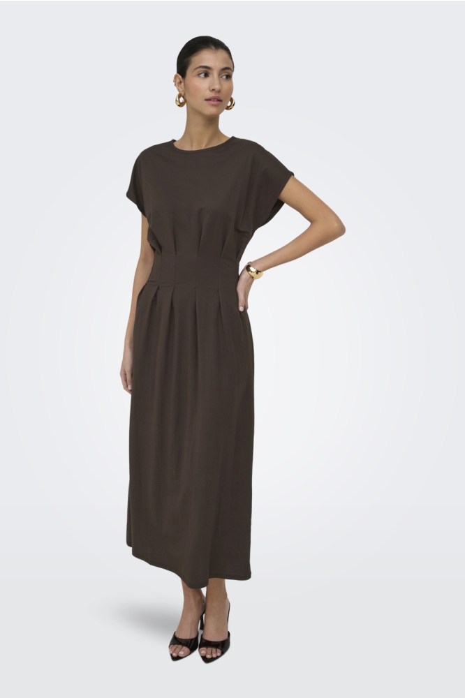 Jacqueline de Yong bruine dames jurk | Model vooraanzicht