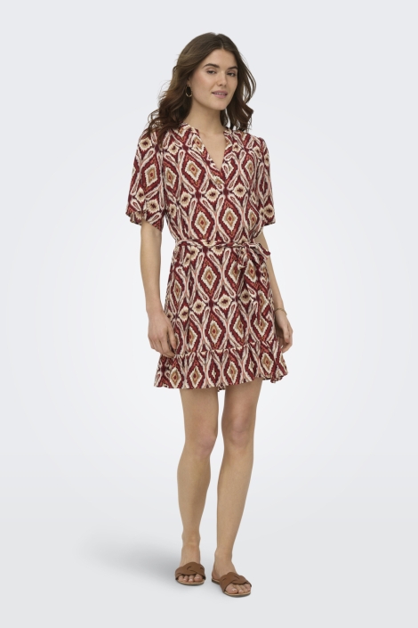 Only rode dames jurk | Model vooraanzicht