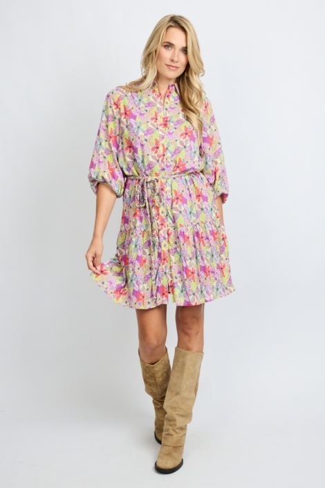 Fluresk multi color dames jurk | Model vooraanzicht
