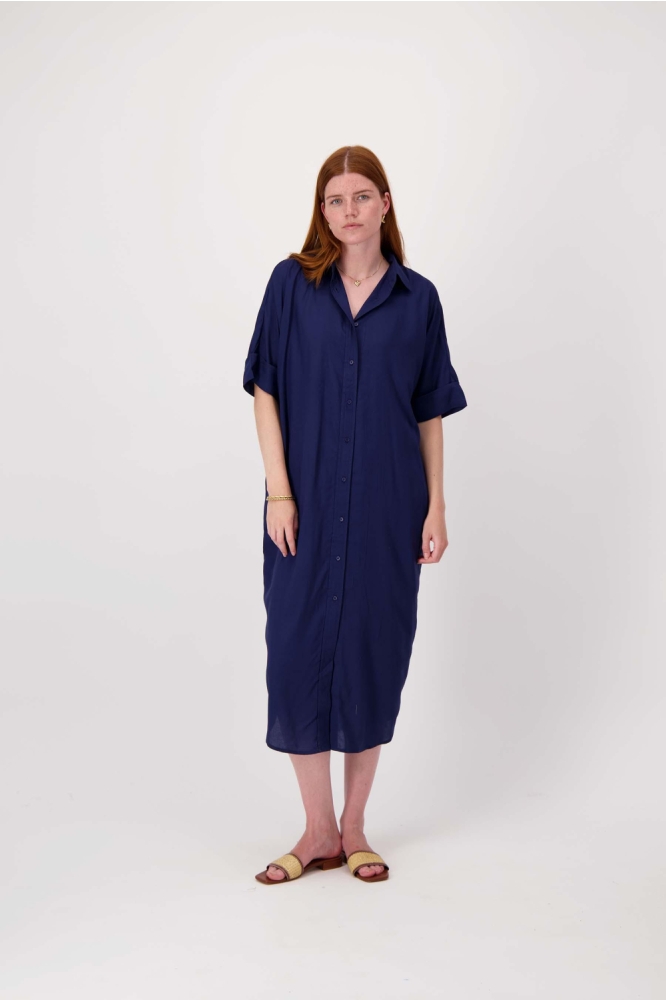 Zusss blauwe dames jurk | Model vooraanzicht