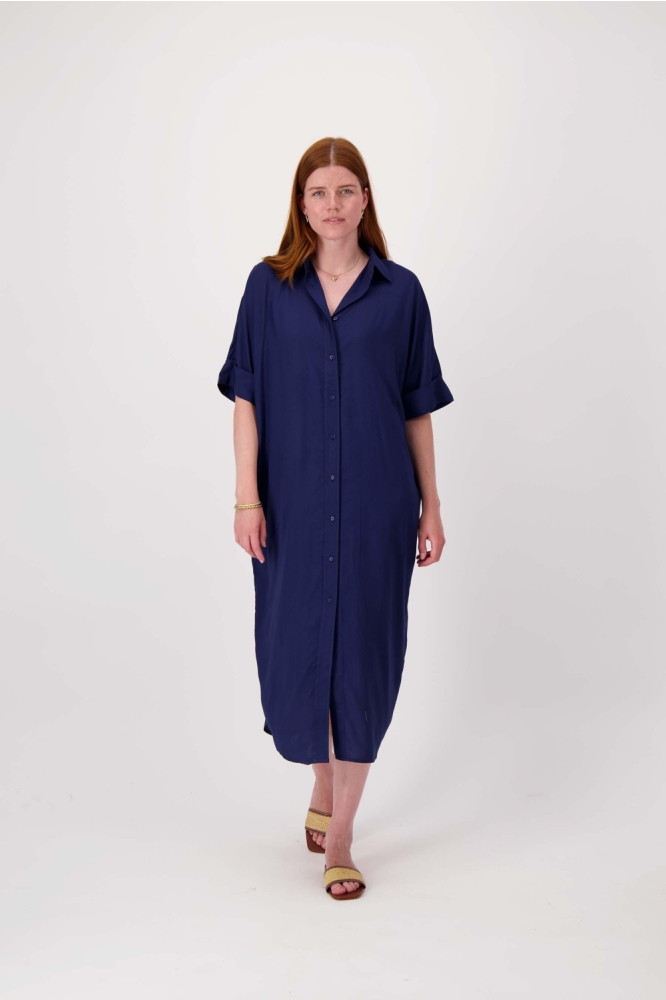 Zusss blauwe dames jurk | Model vooraanzicht