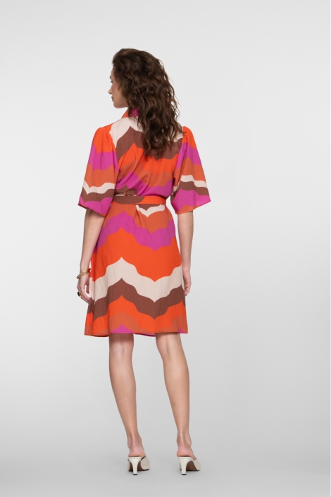 Geisha multi color dames jurk | Model achteraanzicht