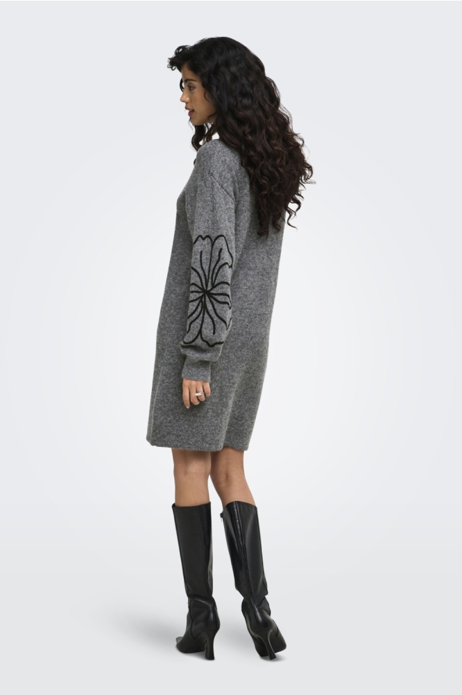 Jacqueline de Yong grijze dames jurk | Model achteraanzicht