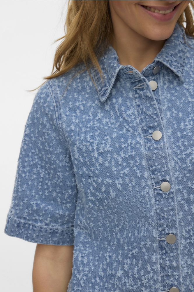 Vero Moda blauwe dames jurk | Close up