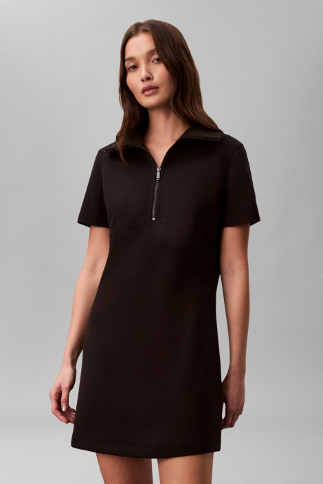 Calvin Klein zwarte dames jurk | Model vooraanzicht