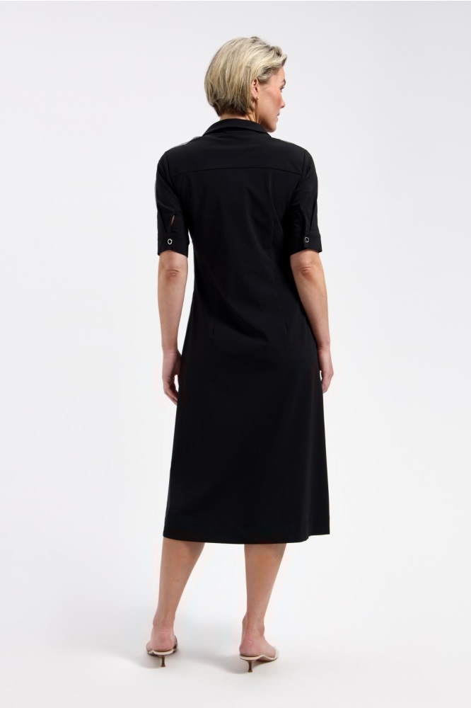 Lady Day zwarte dames jurk | Model achteraanzicht