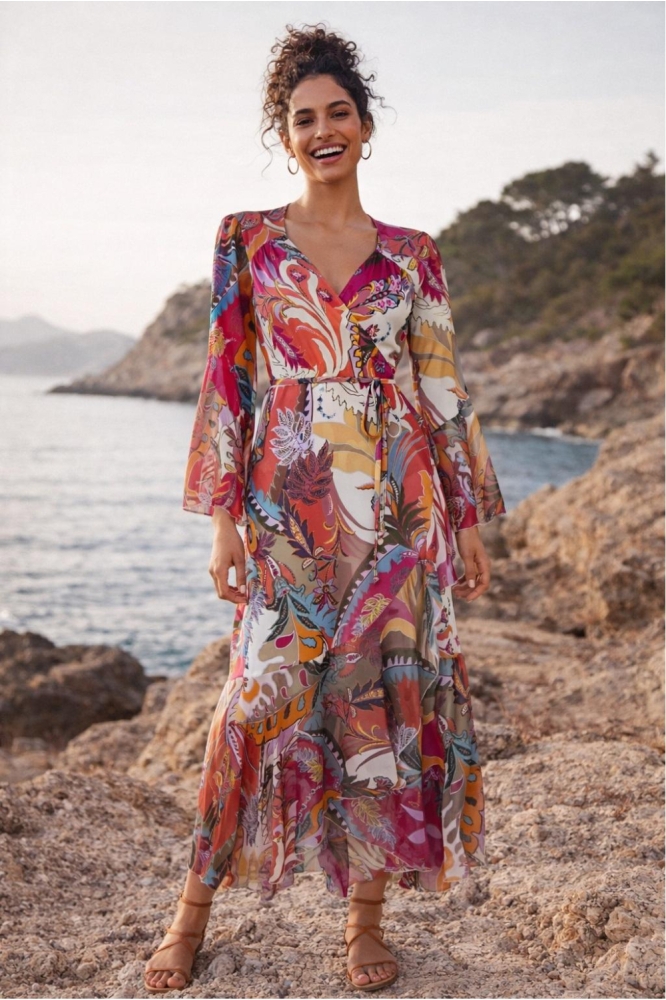 Tessa Koops multi color dames jurk | Model vooraanzicht