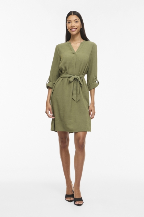 Vila groene dames jurk | Model vooraanzicht
