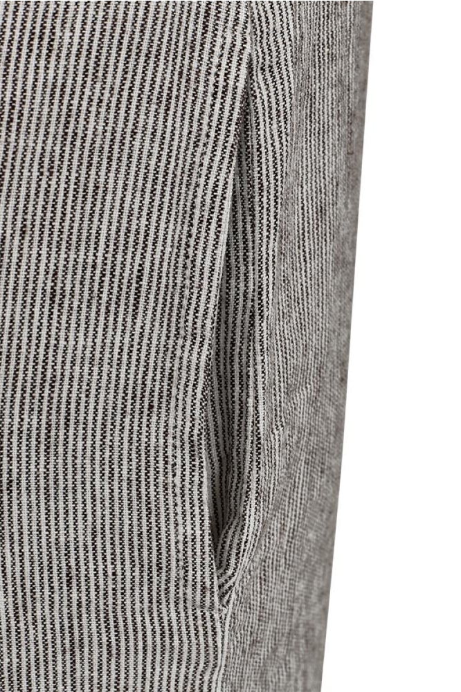 Freequent bruine dames jurk | Close up