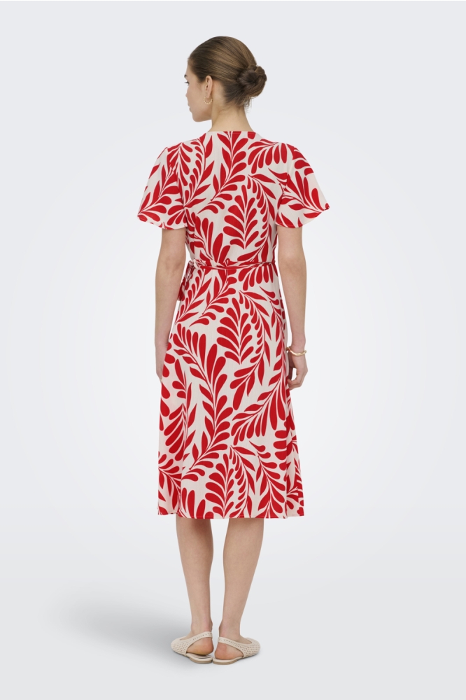 Only rode dames jurk | Model achteraanzicht