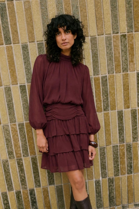 Vero Moda bordeaux dames jurk | Sfeerbeeld, In situatie