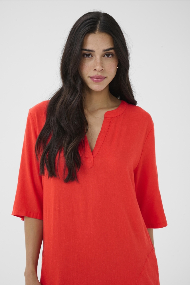 Kaffe rode dames jurk | Close up