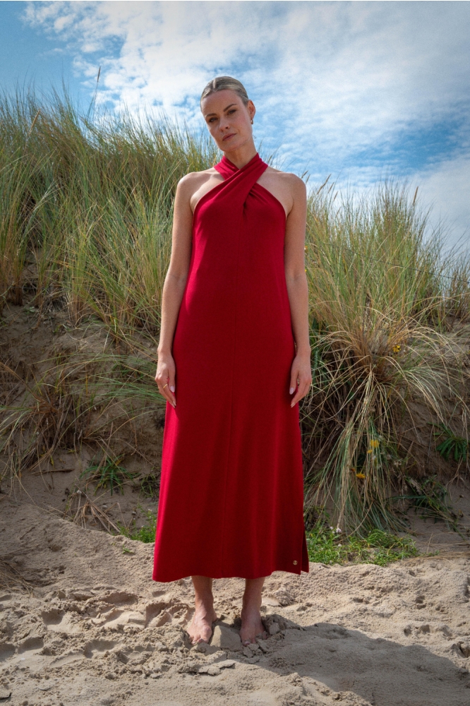 Maicazz rode dames jurk | Model vooraanzicht