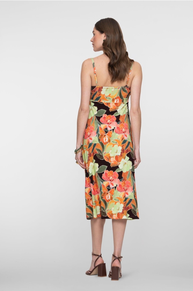 Geisha oranje dames jurk | Model achteraanzicht