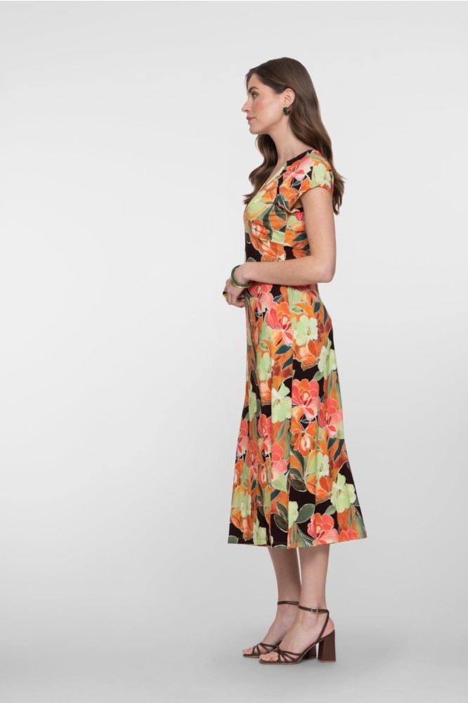 Geisha oranje dames jurk | Model zijaanzicht