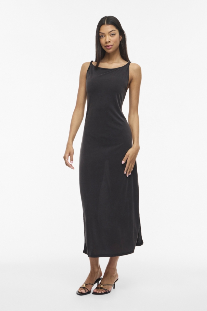 Vila zwarte dames jurk | Model vooraanzicht