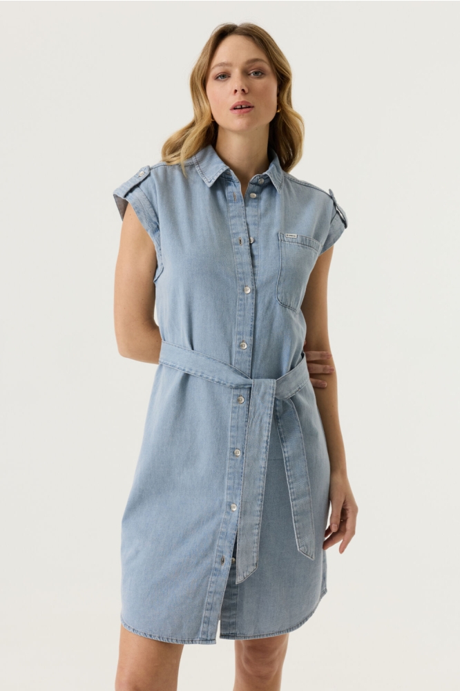 Garcia blauwe dames jurk | Model vooraanzicht