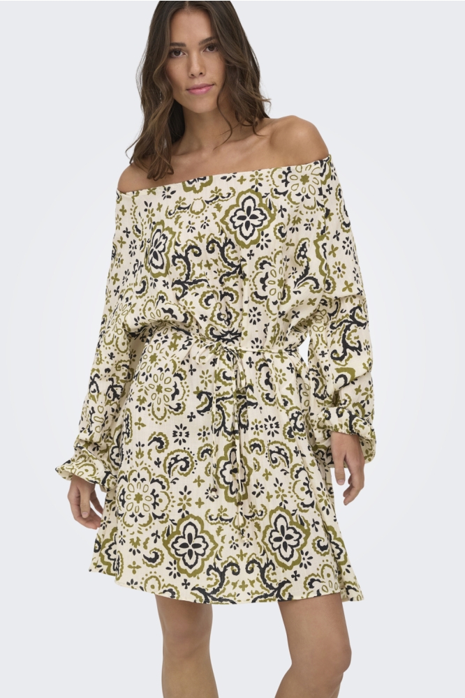 Only beige dames jurk | Model vooraanzicht