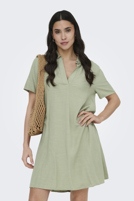 Jacqueline de Yong groene dames jurk | Model vooraanzicht