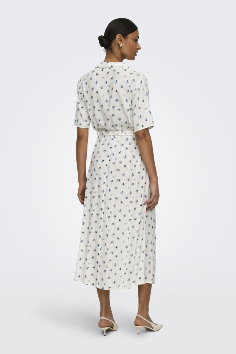 Jacqueline de Yong witte dames jurk | Model achteraanzicht