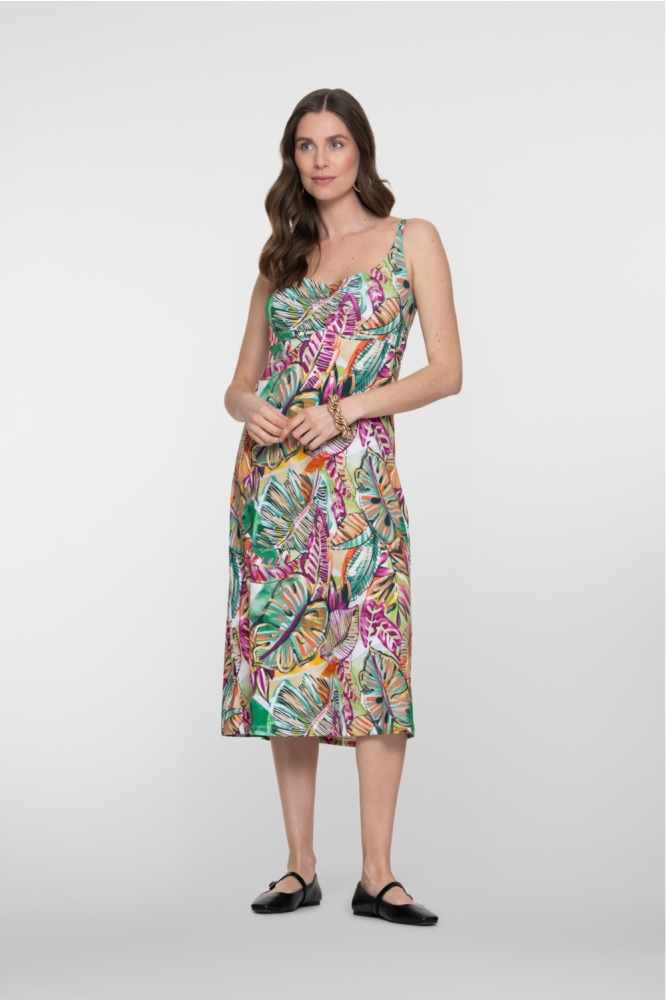 Geisha groene dames jurk | Model vooraanzicht