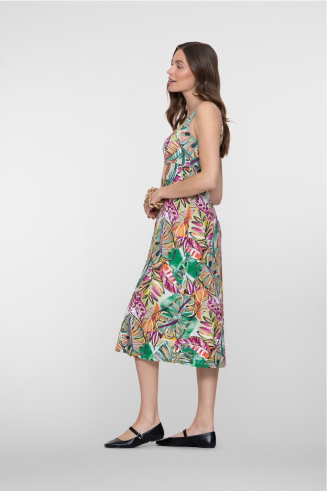 Geisha groene dames jurk | Model zijaanzicht