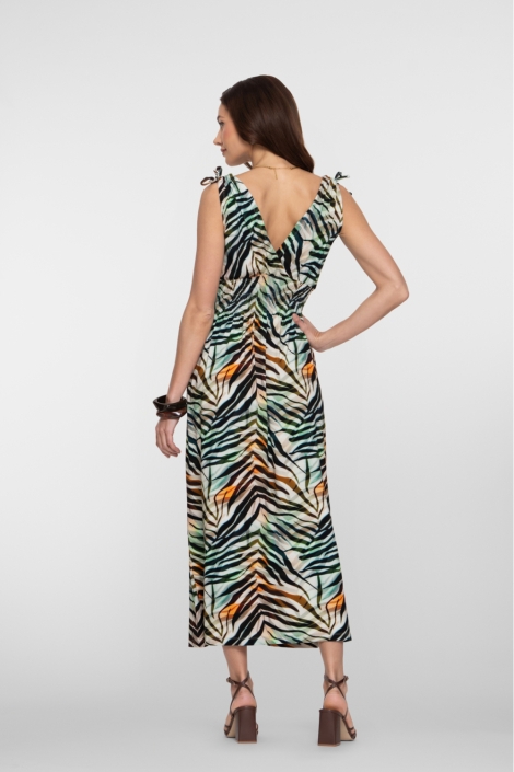 Geisha groene dames jurk | Model achteraanzicht